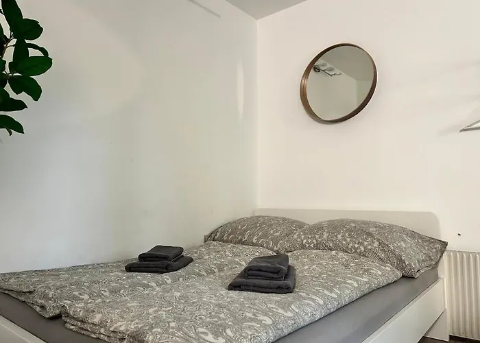 Prime Near Schoenbrunn Castle Apartment Vienna